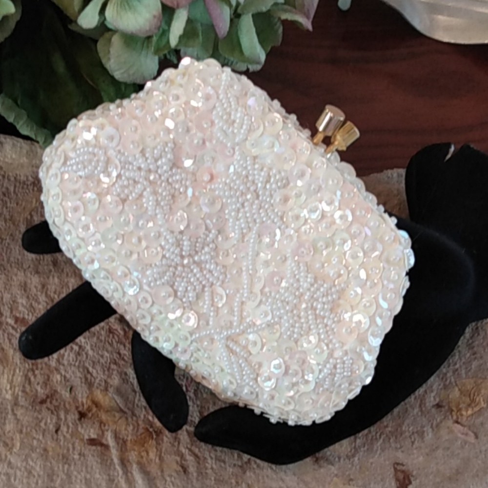 Hand Beaded Coin Purse